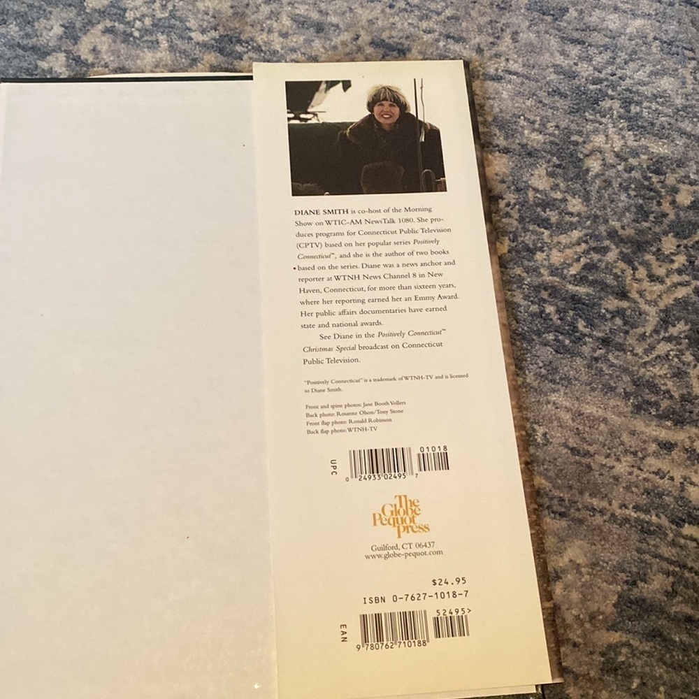 Christmas In Connecticut By Diane Smith Hardcover Holiday Gift Book - Picture 7 of 9